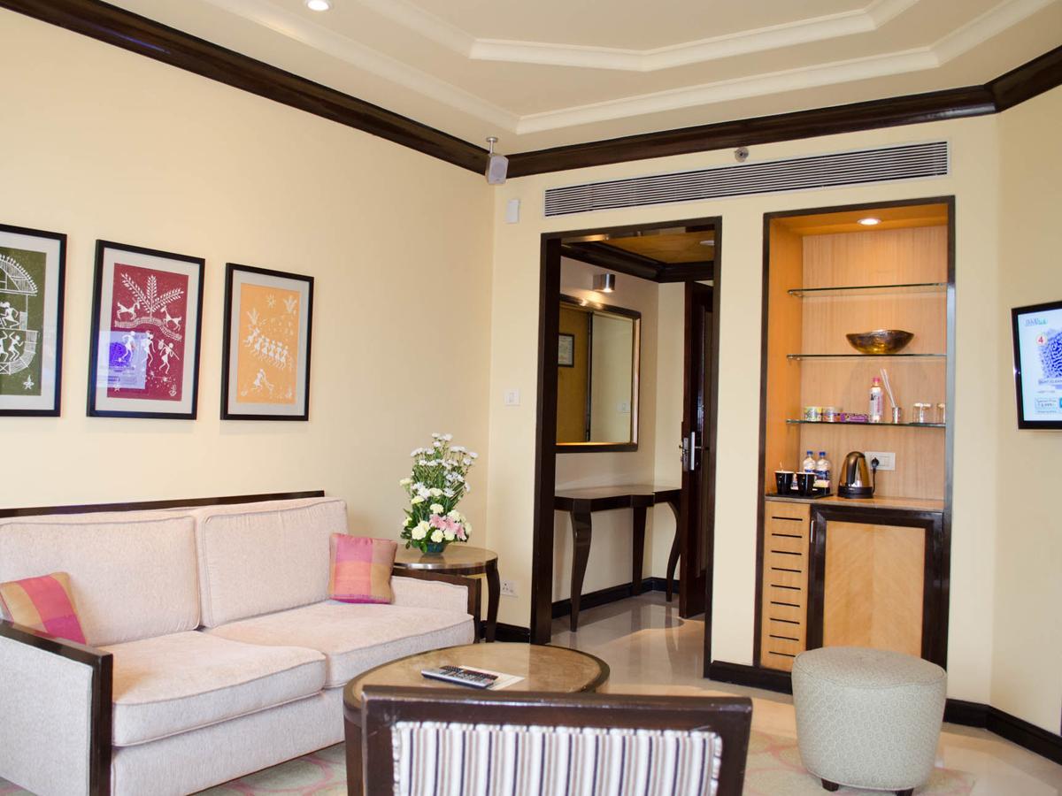 Blue Diamond Pune Ihcl Seleqtions Εξωτερικό φωτογραφία