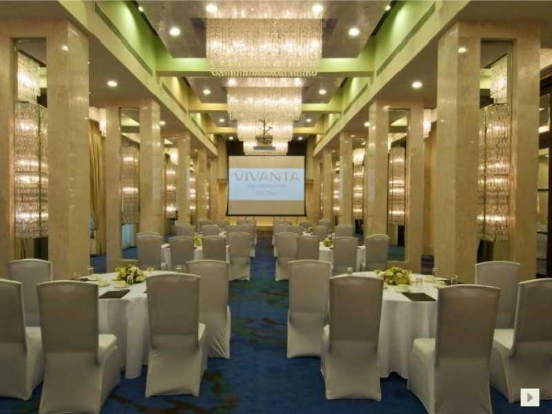 Blue Diamond Pune Ihcl Seleqtions Εξωτερικό φωτογραφία