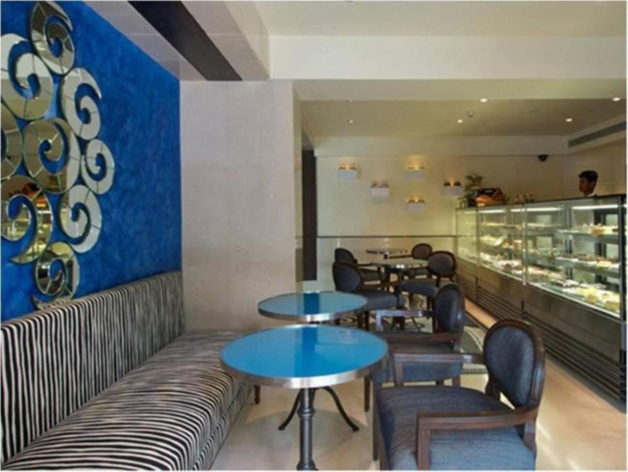 Blue Diamond Pune Ihcl Seleqtions Εξωτερικό φωτογραφία